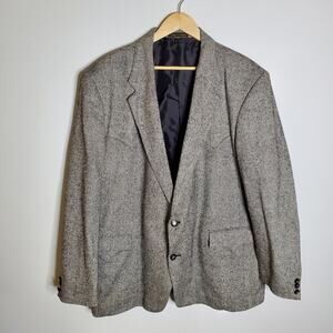 Vantage Circle S Black & White Western Blazer Size 48R In great used condition